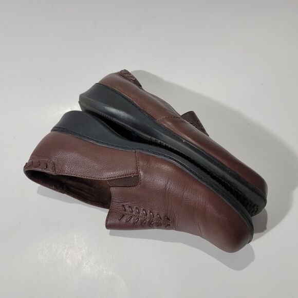 Cobbie Cuddlers Women 8.5 W Brown Leather Loafers Whip Stitch Dream Air Sole - Picture 6 of 10